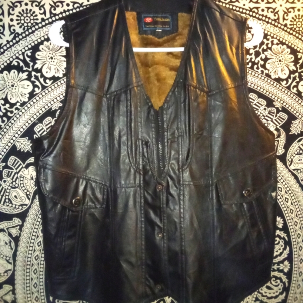 Vintage leather vest. Sz. Med